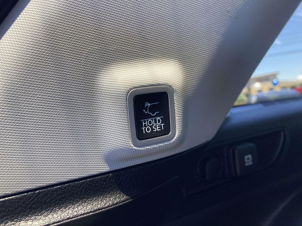 Used 2023 Jeep Grand Cherokee SUV