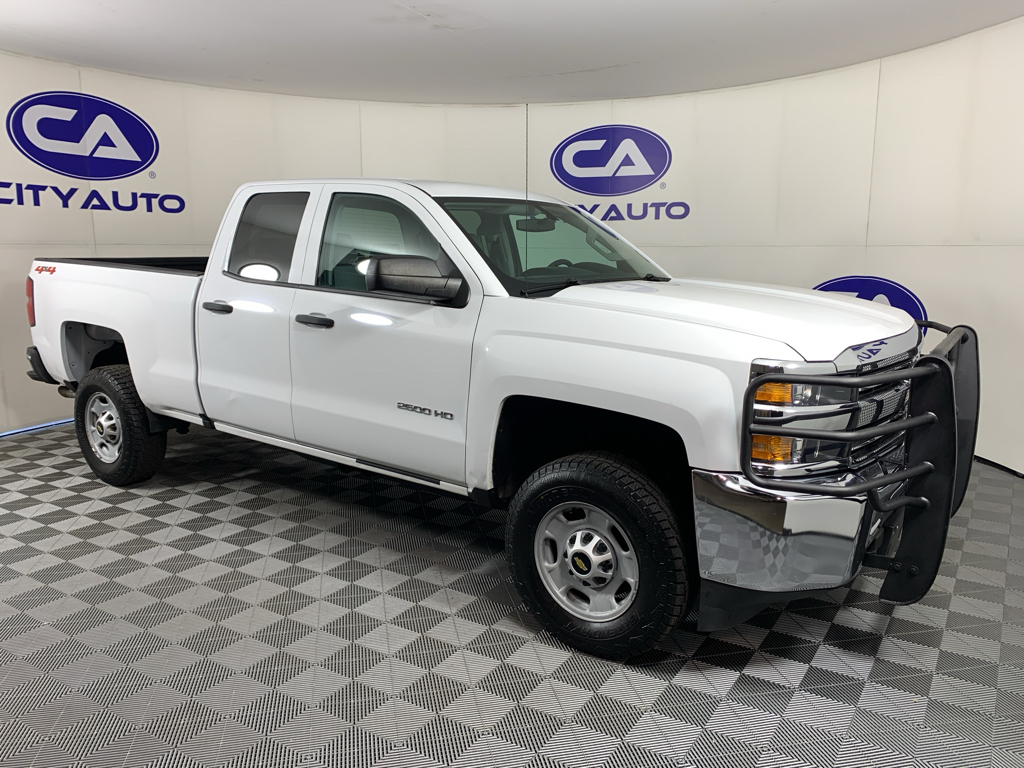 2018 Chevrolet Silverado HD Work Truck 4WD Double Cab Standard Box's photo