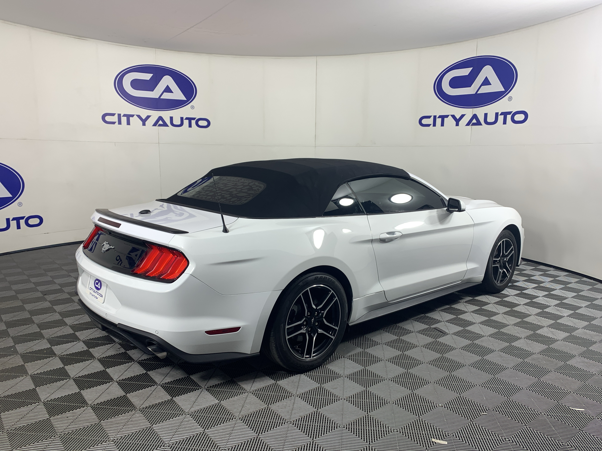 Used 2022 Ford Mustang Convertible