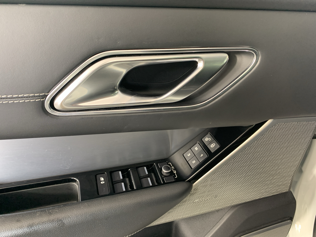 Used 2018 Land rover Range Rover Velar SUV