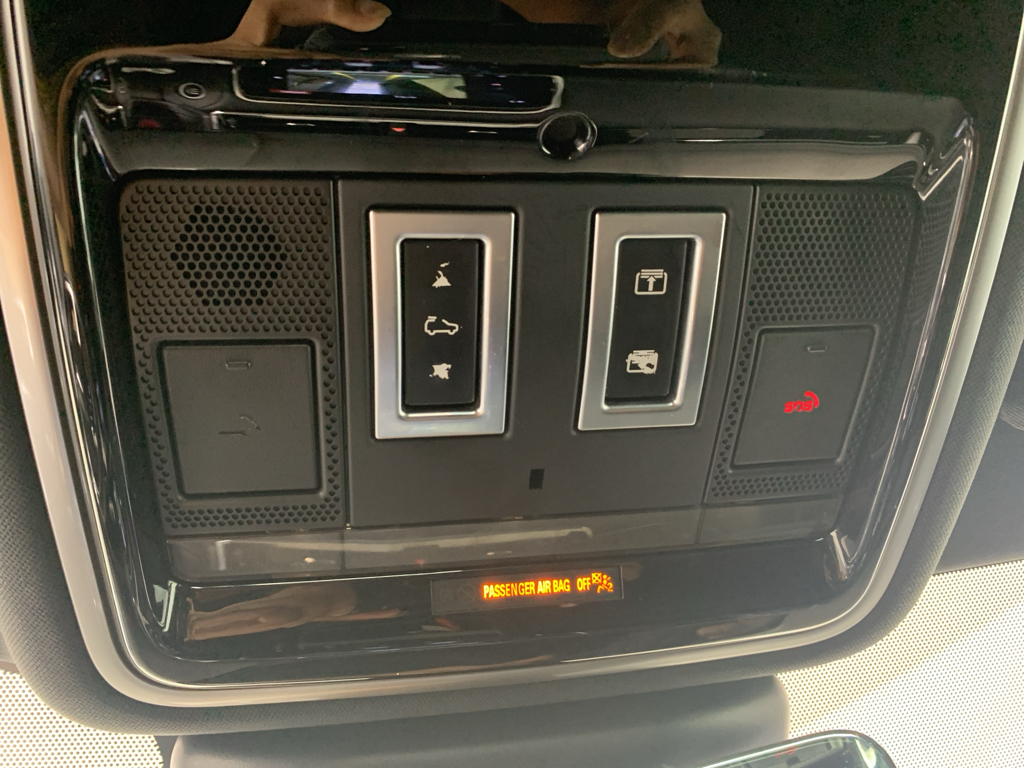 Used 2018 Land rover Range Rover Velar SUV