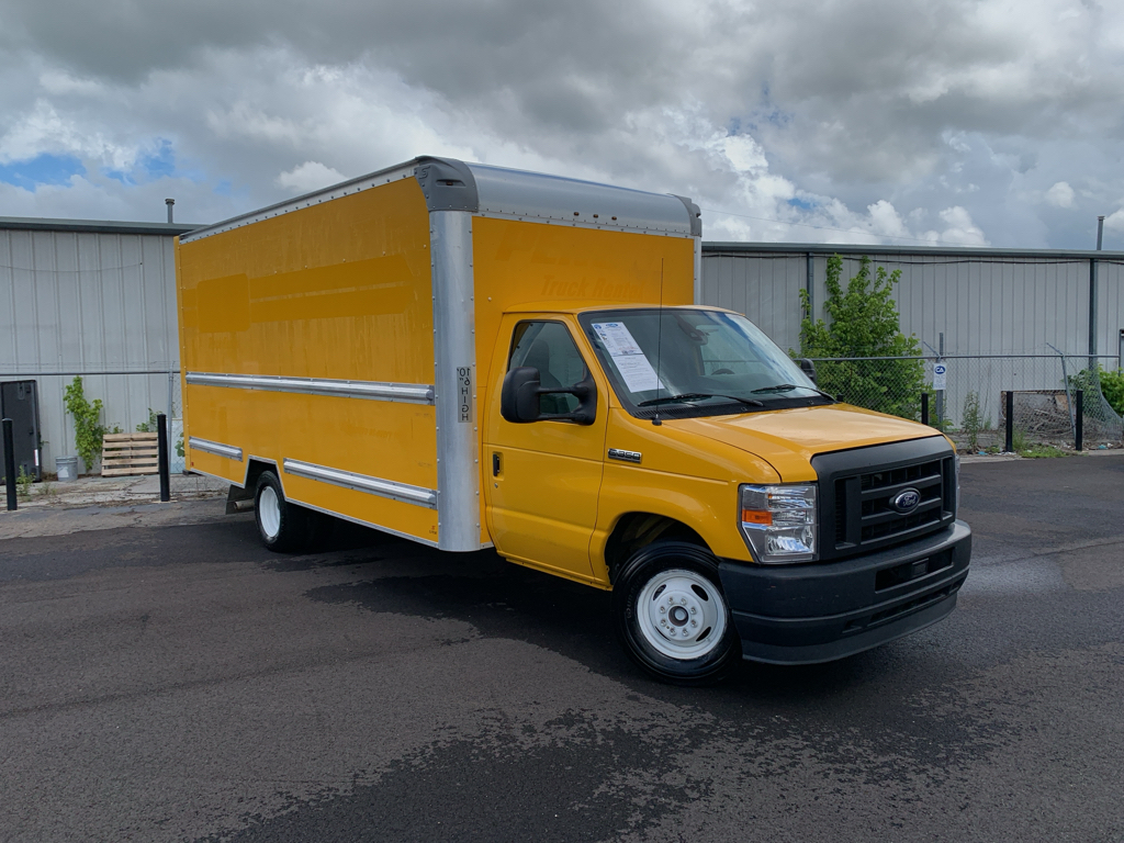 2022 Ford E-Series SRW E-350 Super Duty 138 in WB's photo