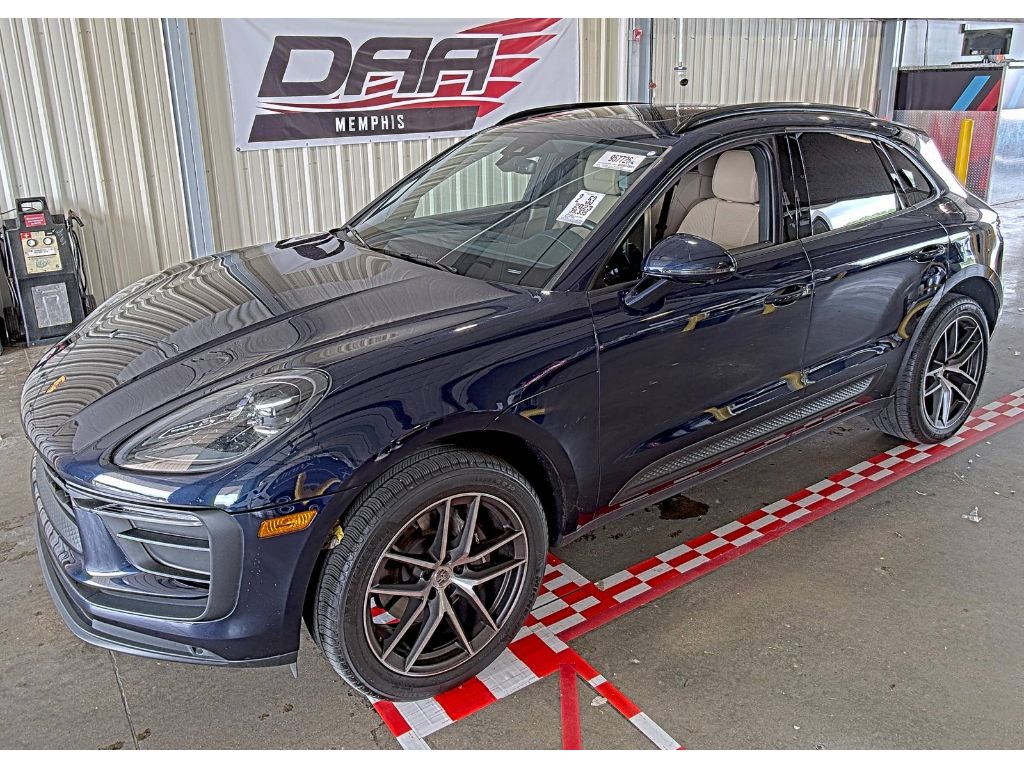 2023 Porsche Macan T
