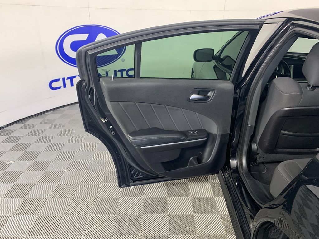 Used 2019 Dodge Charger Sedan