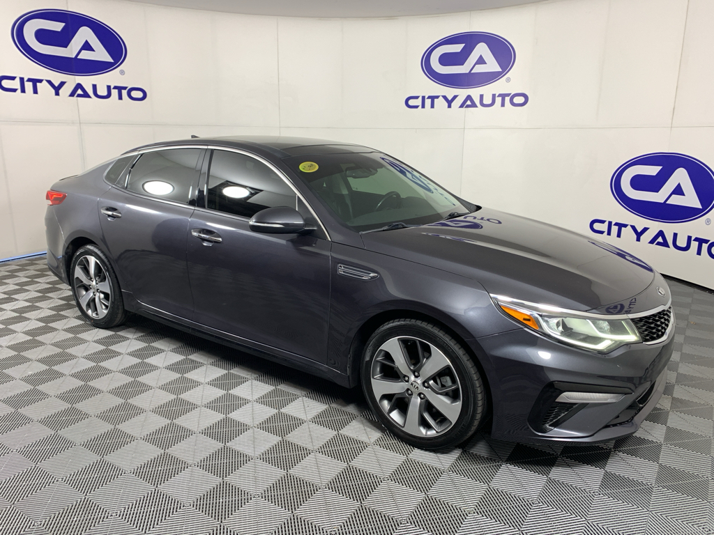 2019 Kia Optima S AT's photo