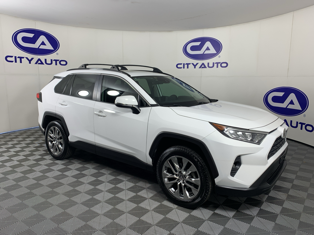 2019 Toyota RAV4 XLE Premium FWD's photo