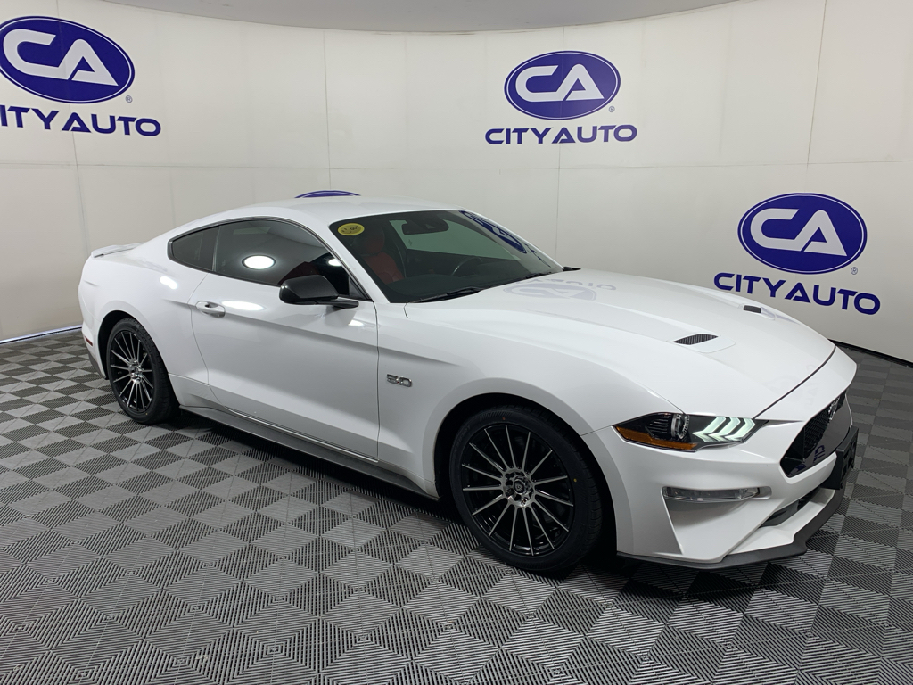 2018 Ford Mustang GT Coupe Premium's photo