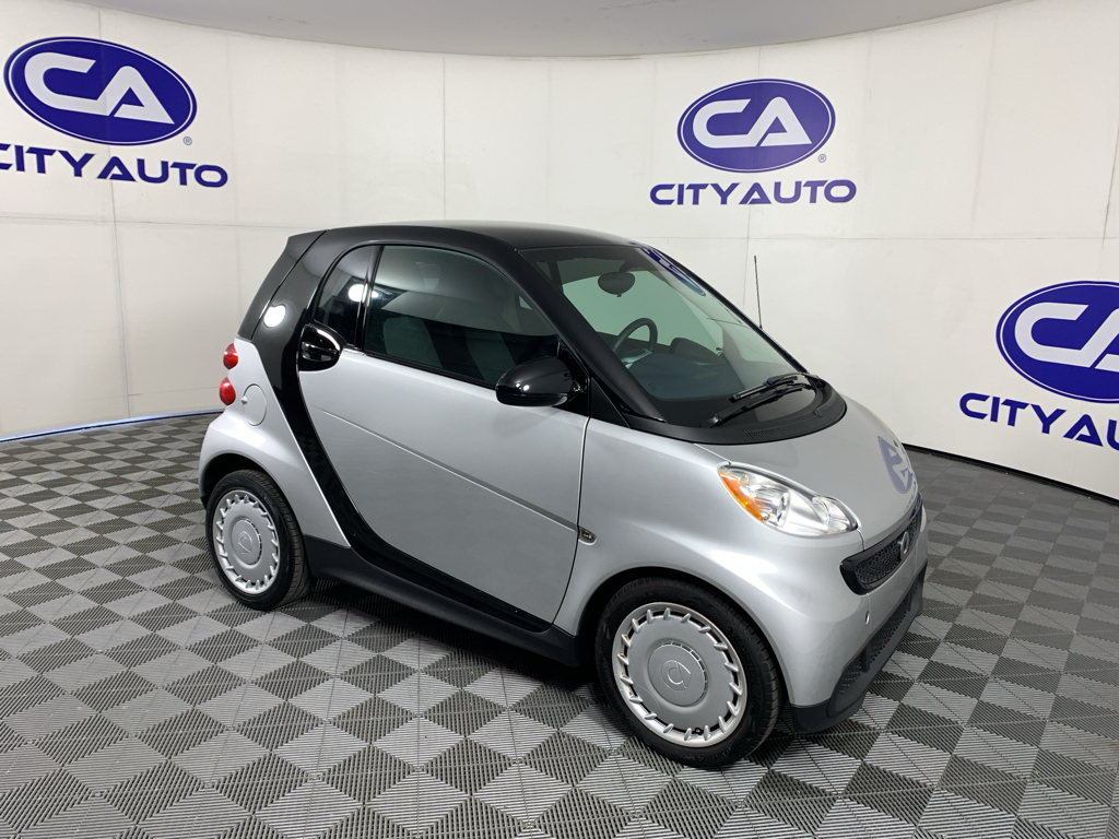 2015 smart fortwo pure's photo