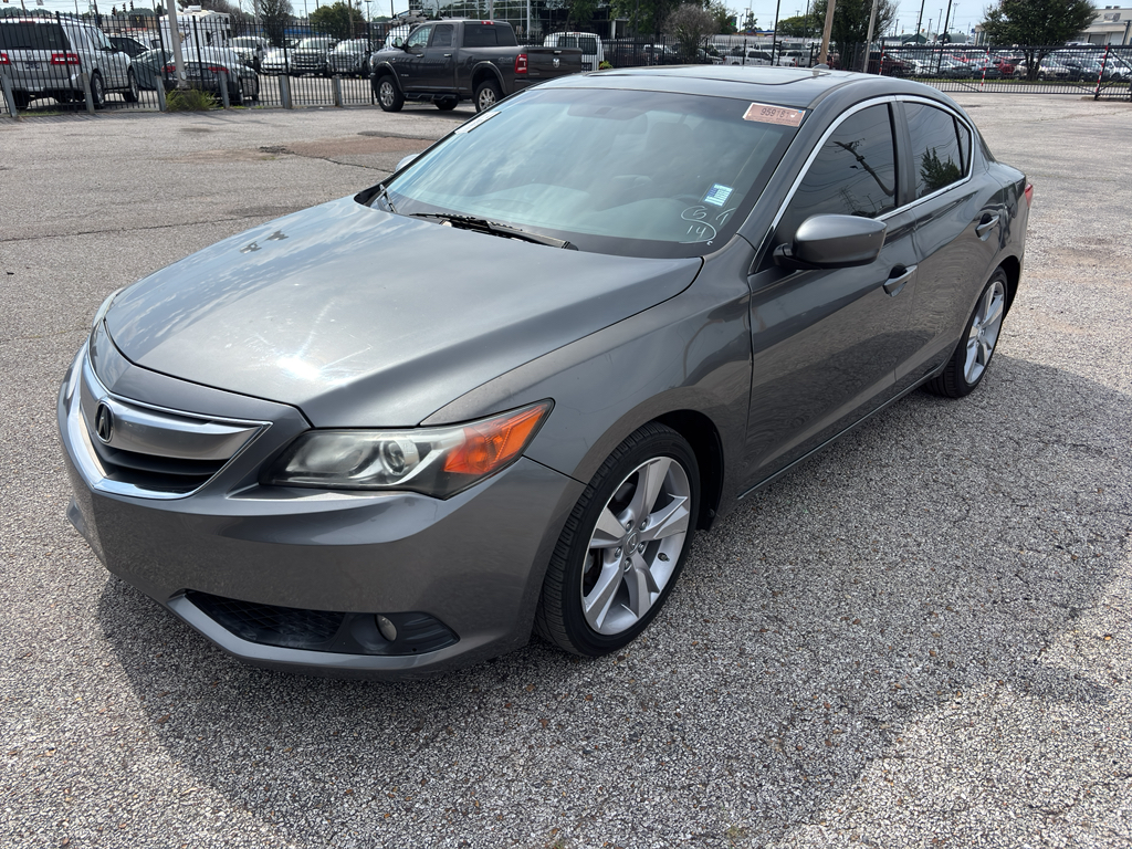 2013 Acura ILX Premium's photo
