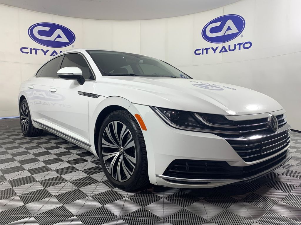 2020 Volkswagen Arteon SE's photo