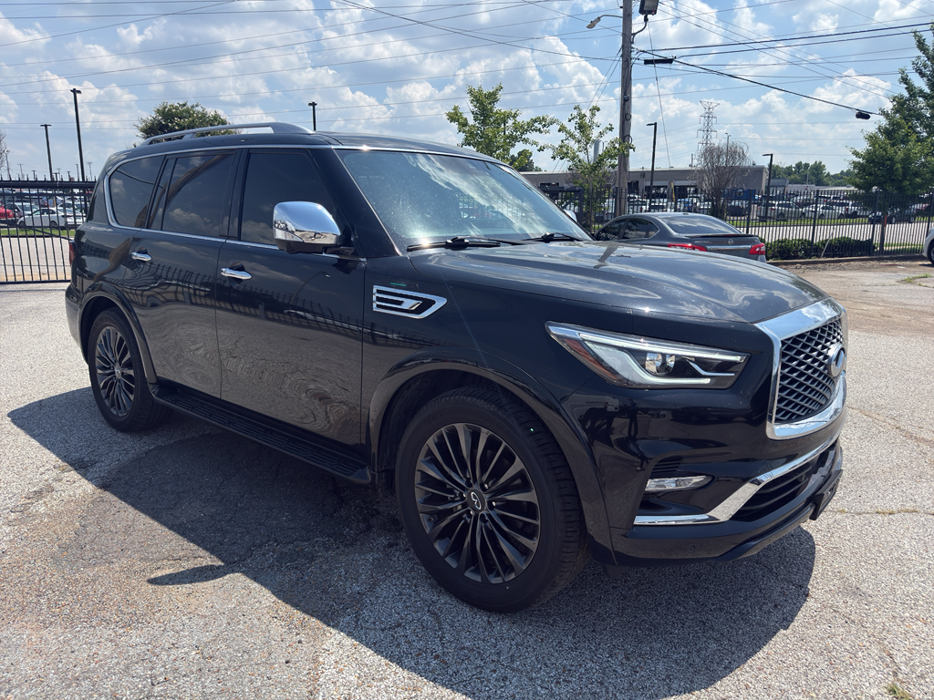 2023 INFINITI QX80 Sensory's photo