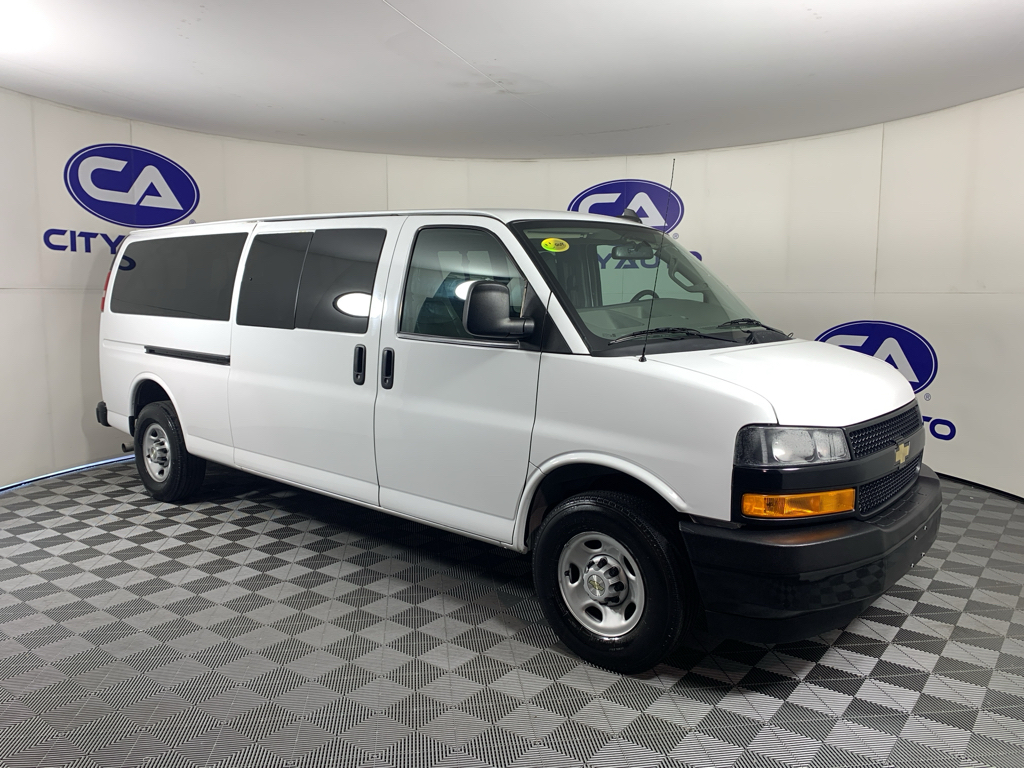 2023 Chevrolet Express 3500 LS Extended's photo