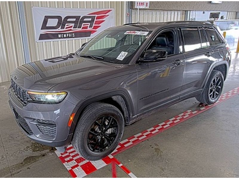 2024 Jeep Grand Cherokee Altitude X's photo