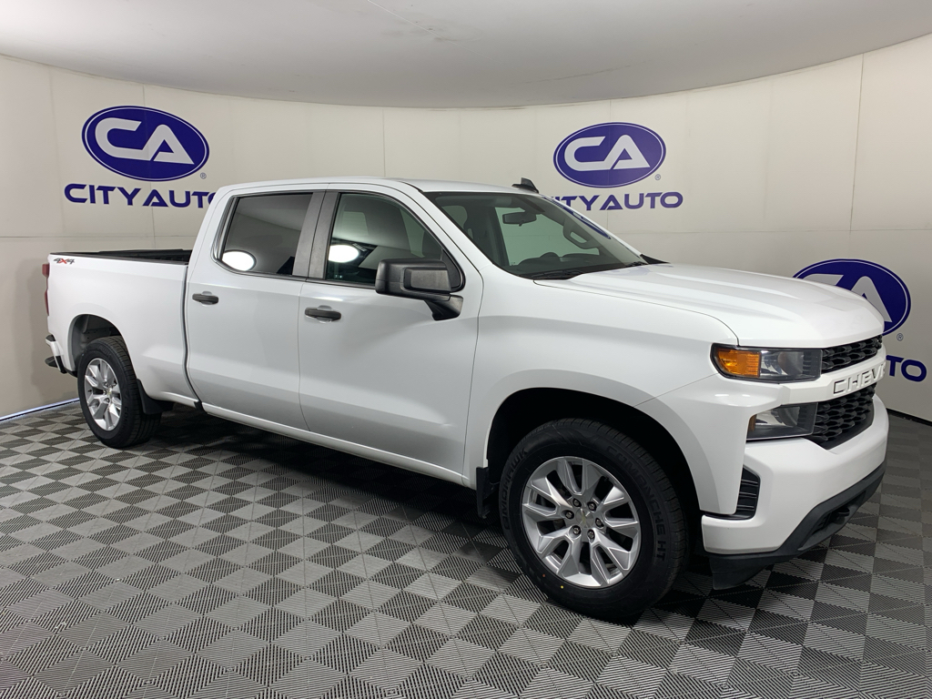 2019 Chevrolet Silverado 1500 Custom 4X4 Crew Cab Short Box's photo