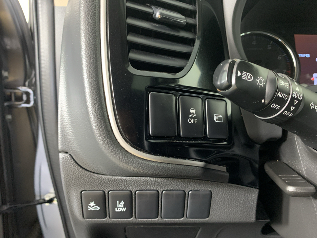 Used 2020 Mitsubishi Outlander SUV