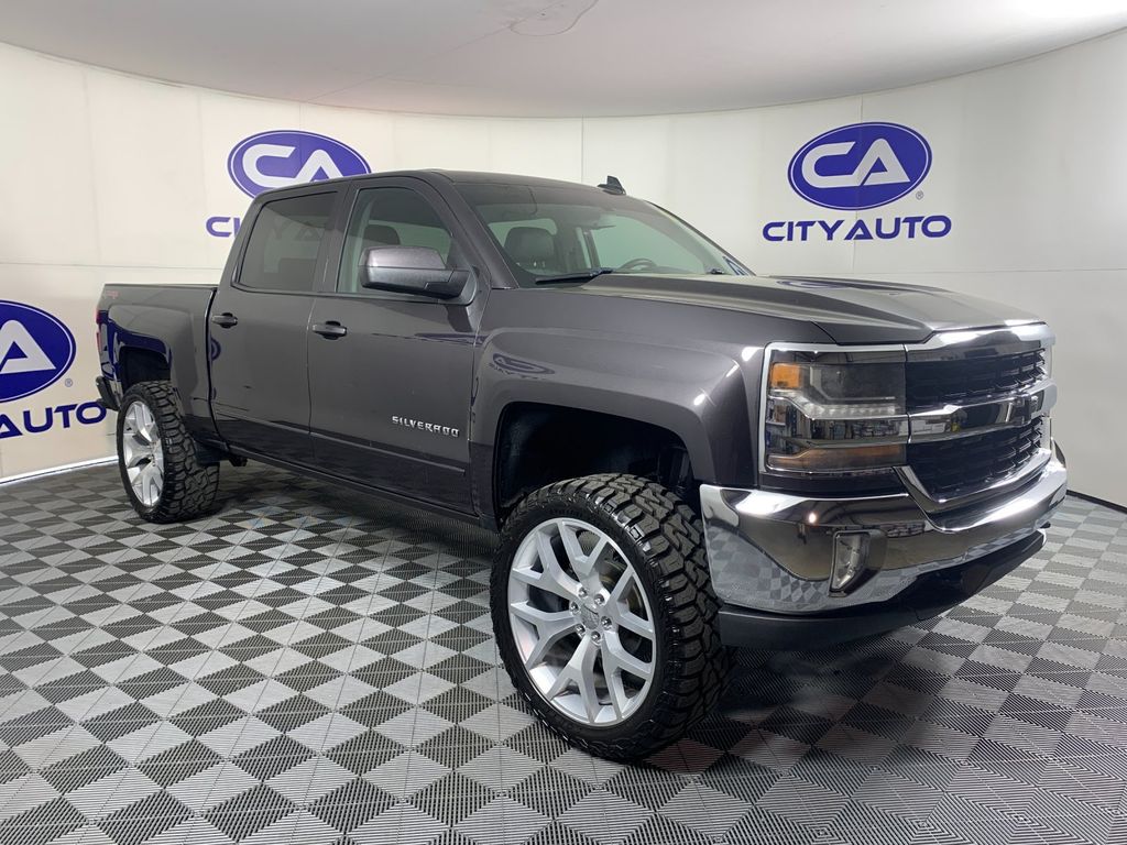 2016 Chevrolet Silverado 1500 LT 4X4 Crew Cab Standard Box's photo