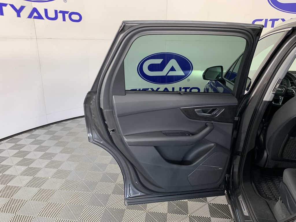 Used 2020 Audi Q7 SUV