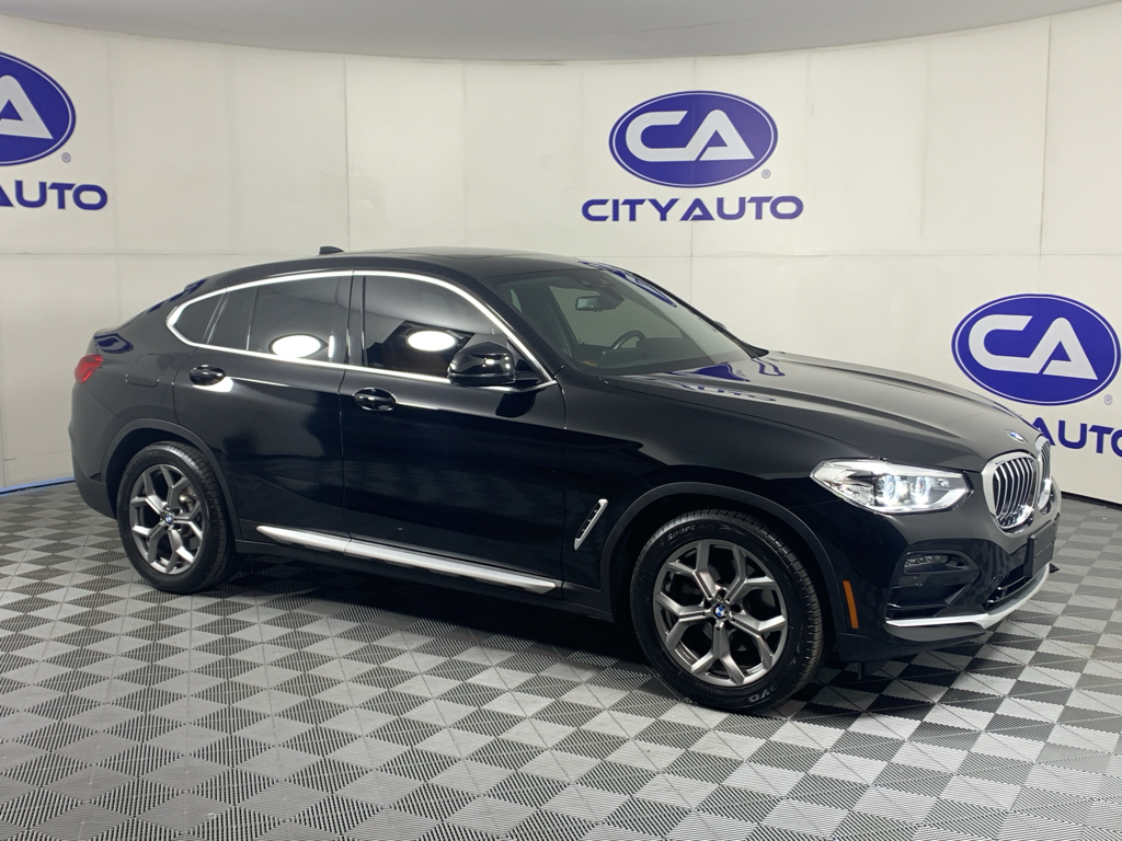 2021 BMW X4 xDrive30i's photo