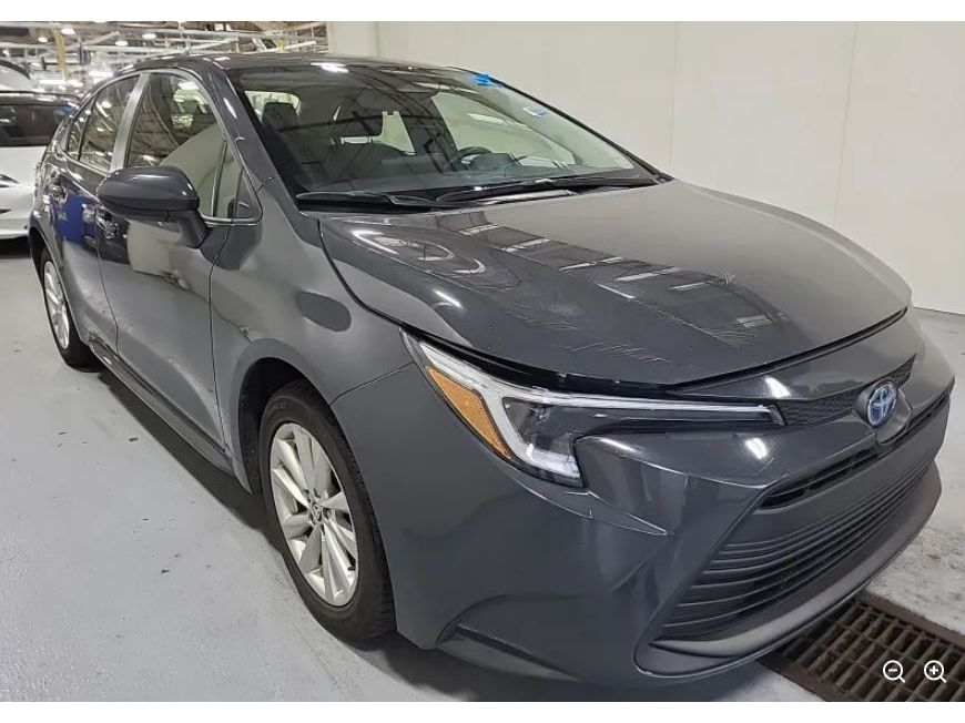 2024 Toyota Corolla LE Hybrid CVT's photo