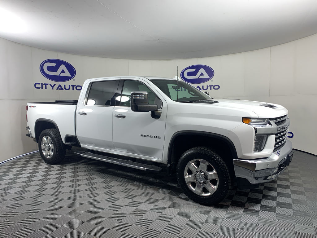 2020 Chevrolet Silverado HD LTZ 4WD Crew Cab Standard Box's photo