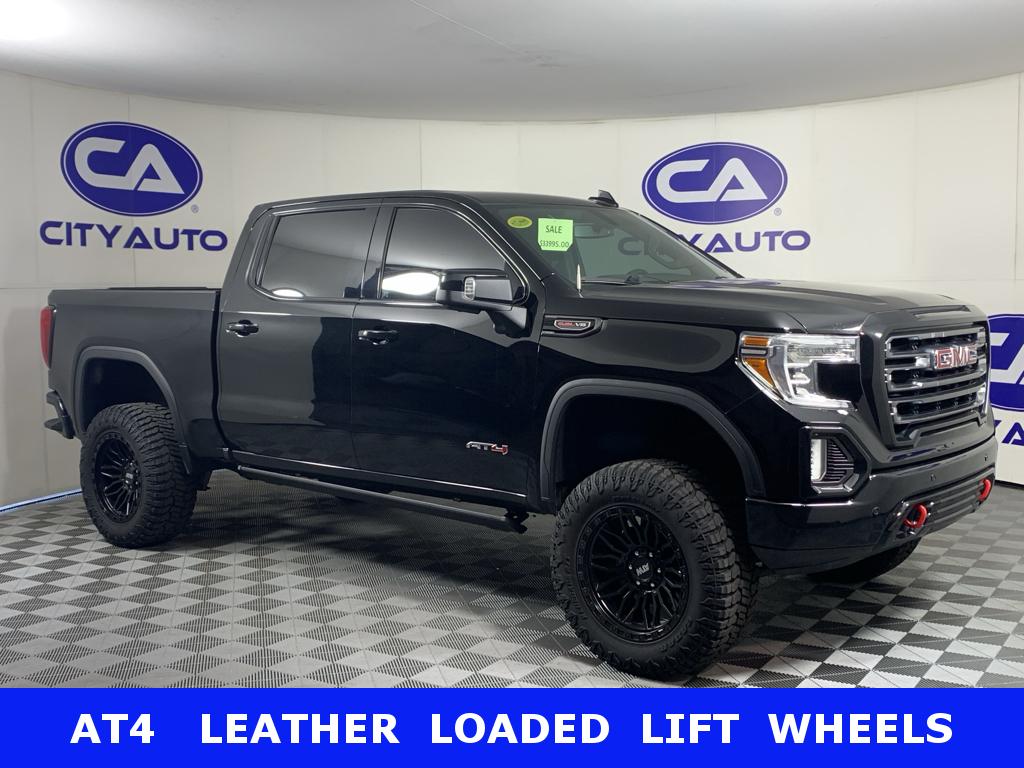 2019 GMC Sierra 4WD Crew Cab Short Box AT4's photo