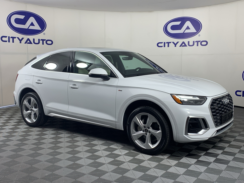 2024 Audi Q5 Sportback 45 Premium Plus's photo