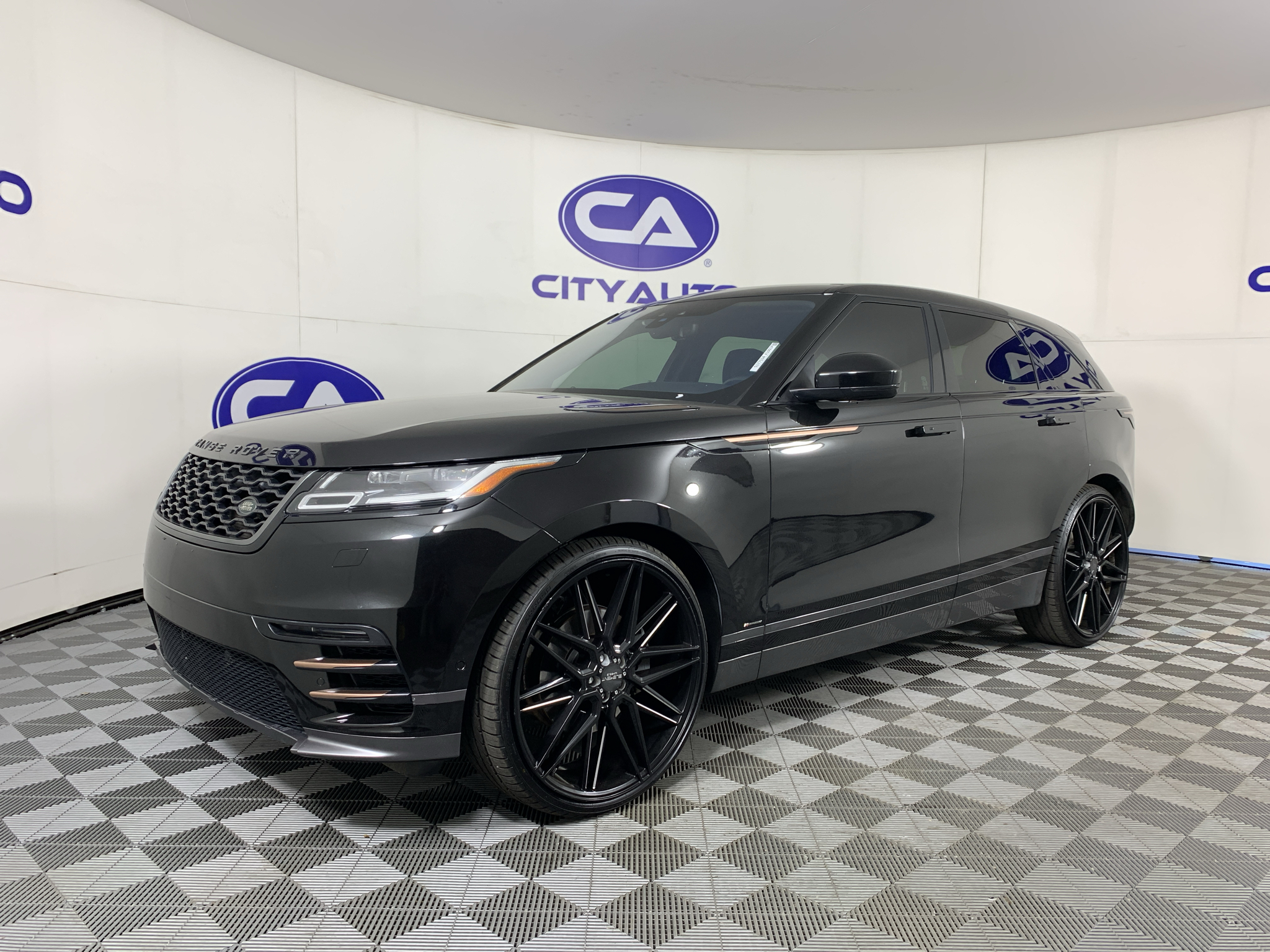 Used 2018 Land rover Range Rover Velar SUV