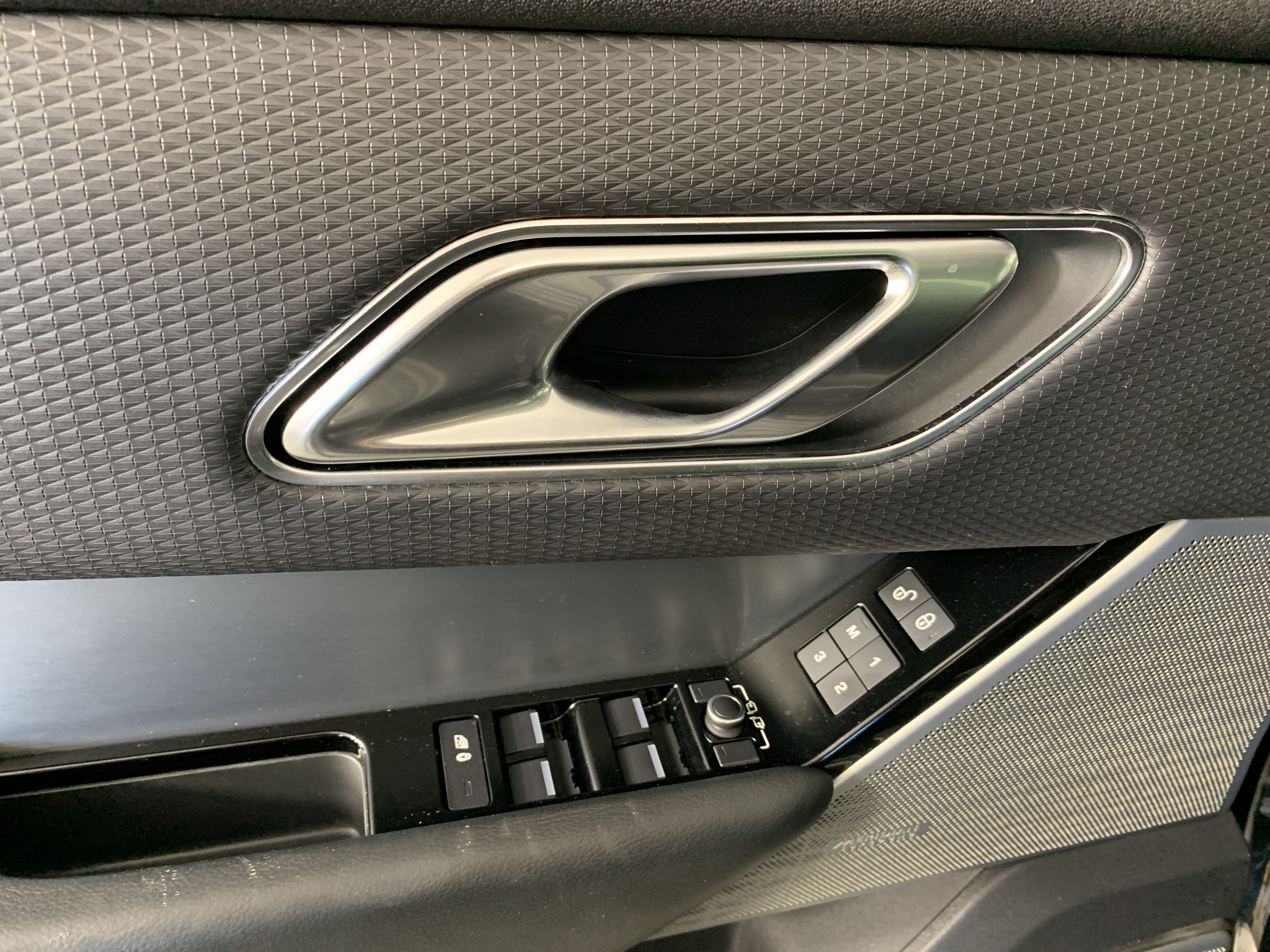 Used 2018 Land rover Range Rover Velar SUV