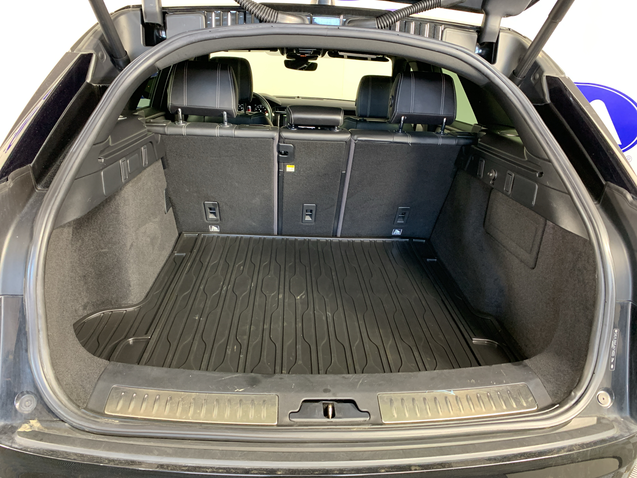 Used 2018 Land rover Range Rover Velar SUV