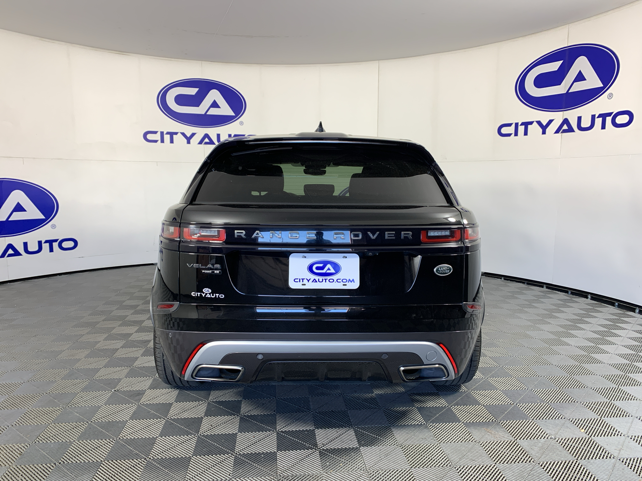 Used 2018 Land rover Range Rover Velar SUV