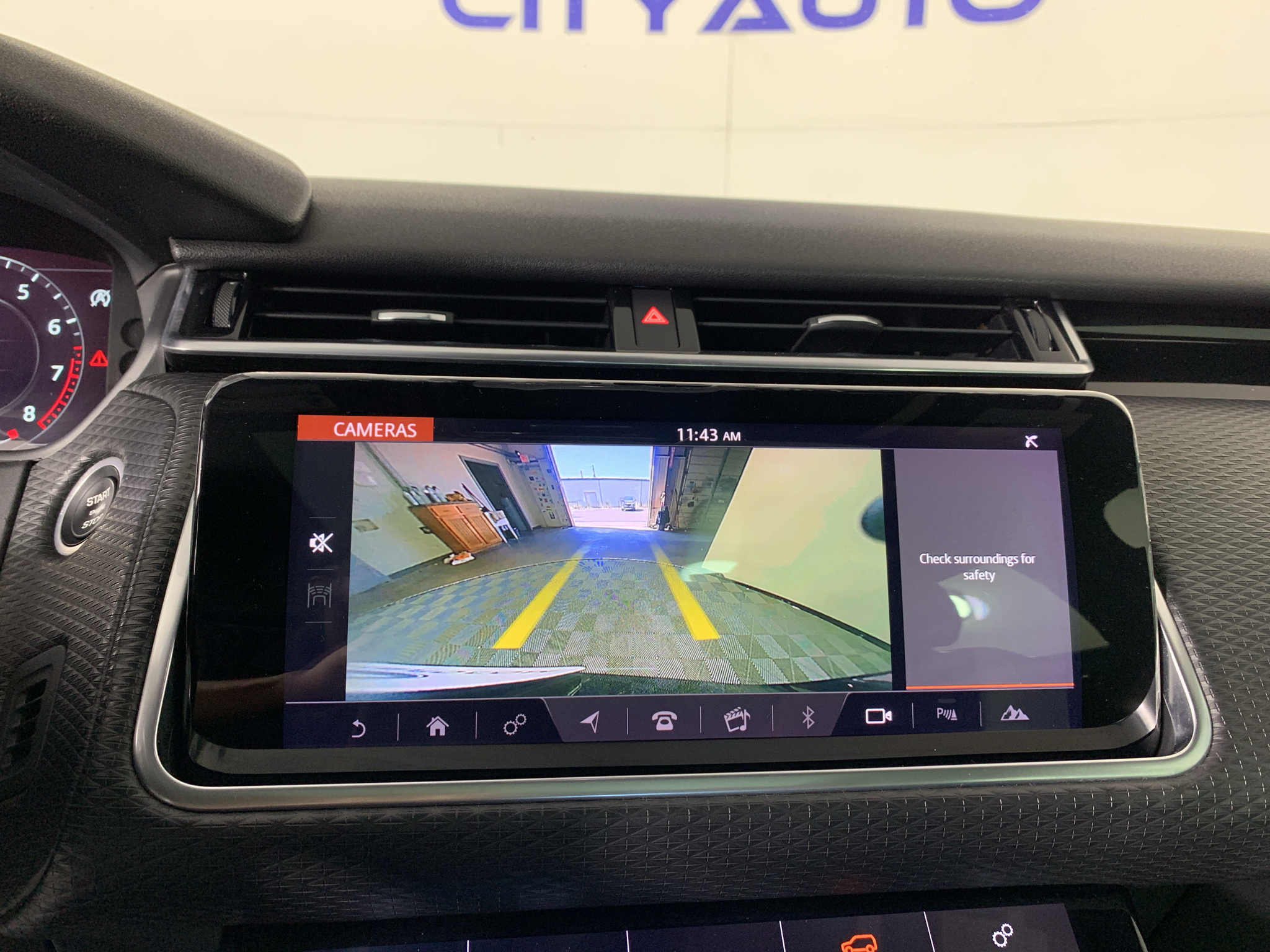 Used 2018 Land rover Range Rover Velar SUV