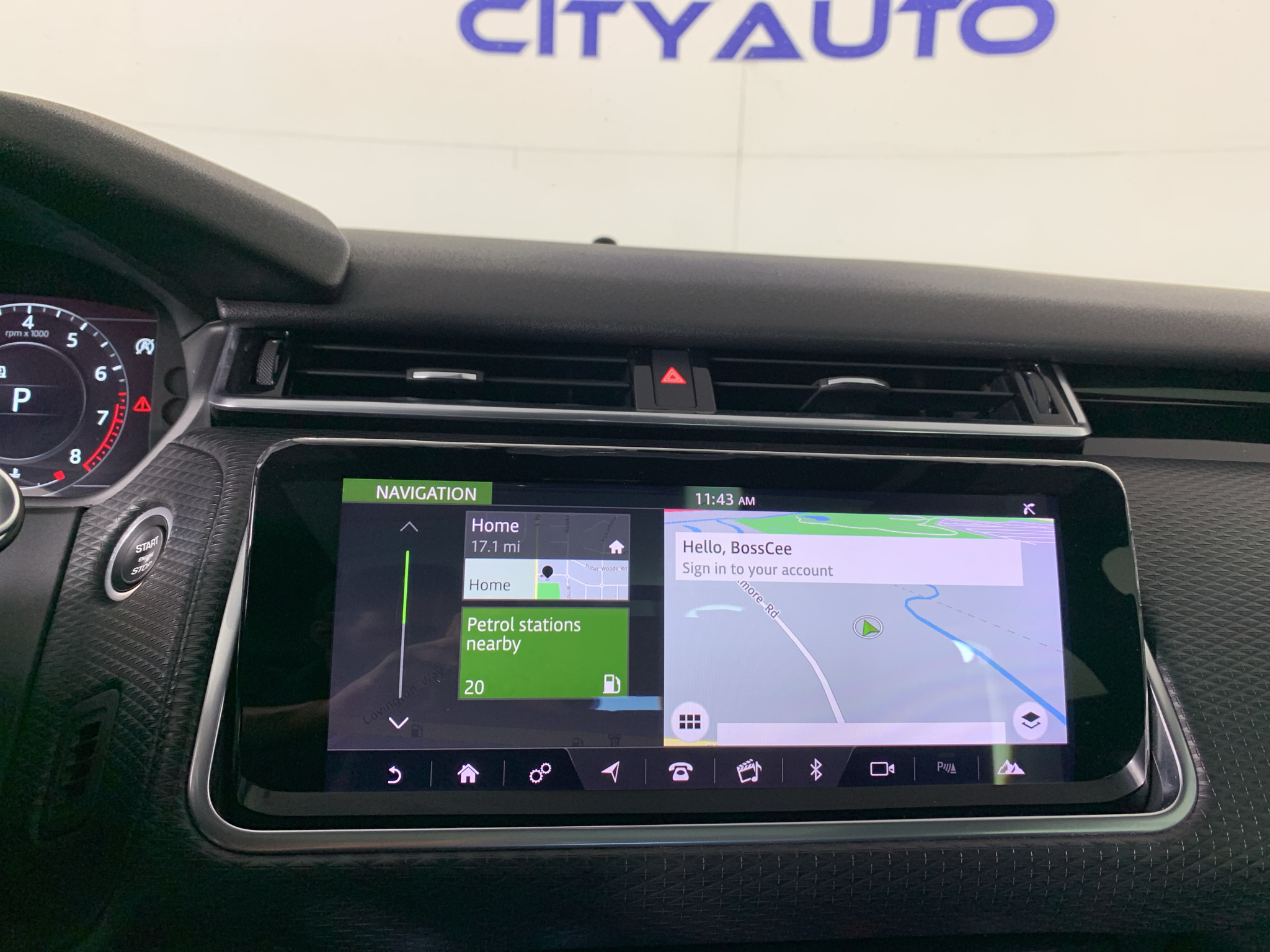 Used 2018 Land rover Range Rover Velar SUV