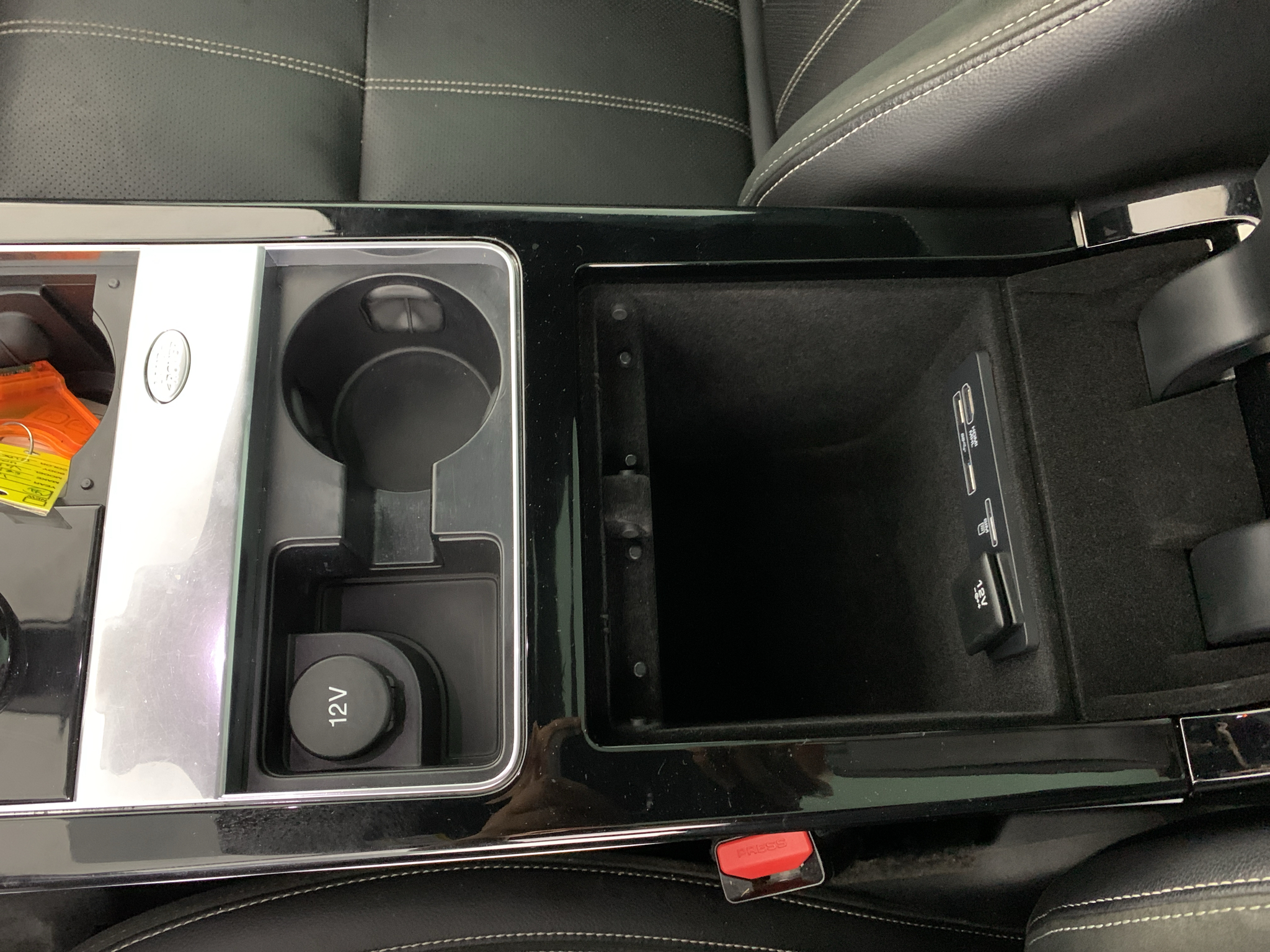 Used 2018 Land rover Range Rover Velar SUV