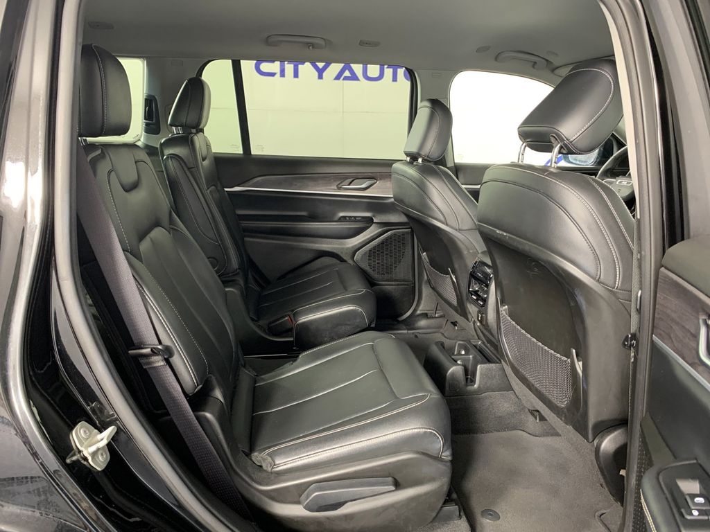 Used 2023 Jeep Grand Cherokee L SUV