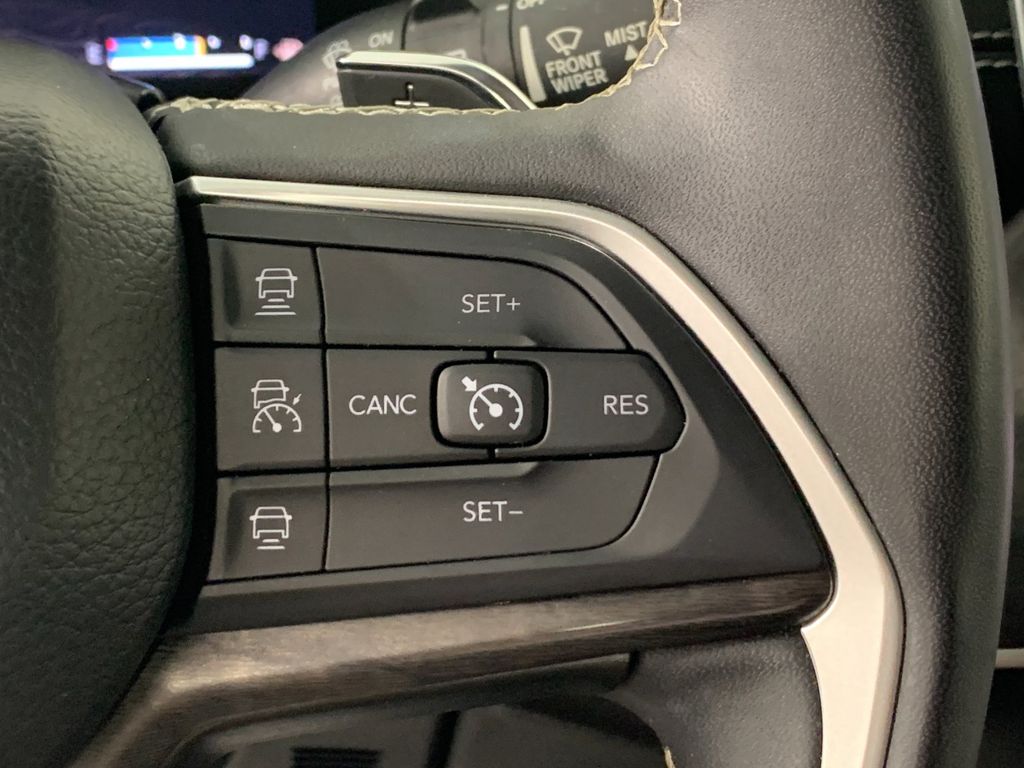 Used 2023 Jeep Grand Cherokee L SUV