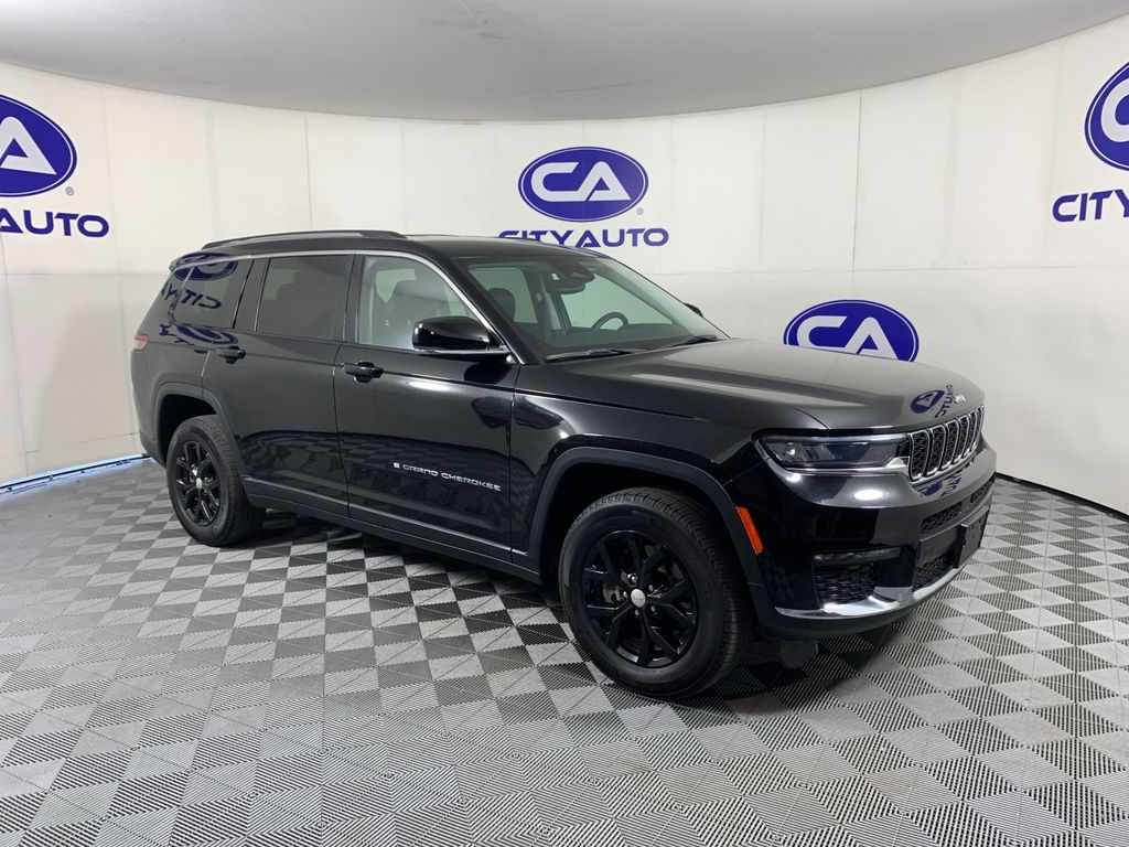 2023 Jeep Grand Cherokee L Limited's photo