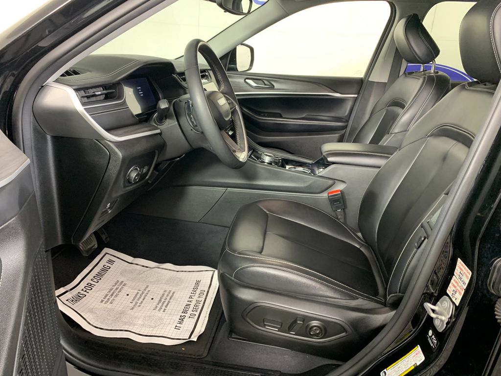 Used 2023 Jeep Grand Cherokee L SUV
