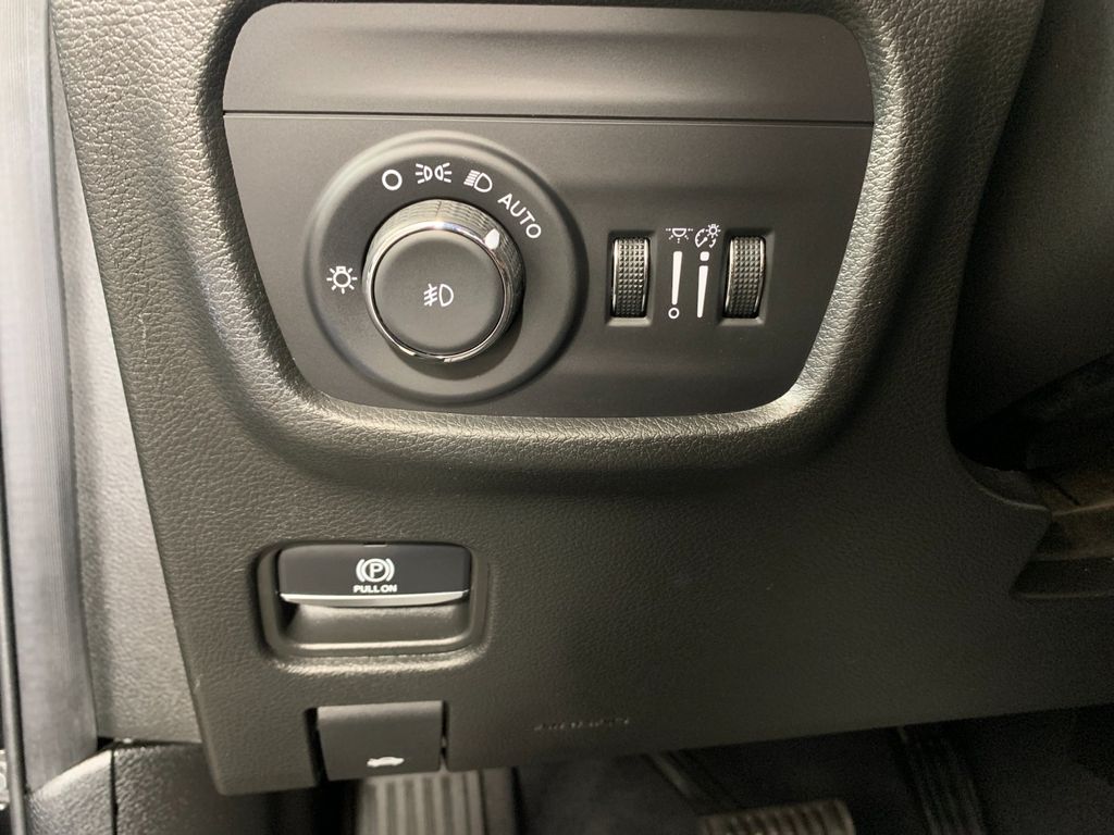 Used 2023 Jeep Grand Cherokee L SUV