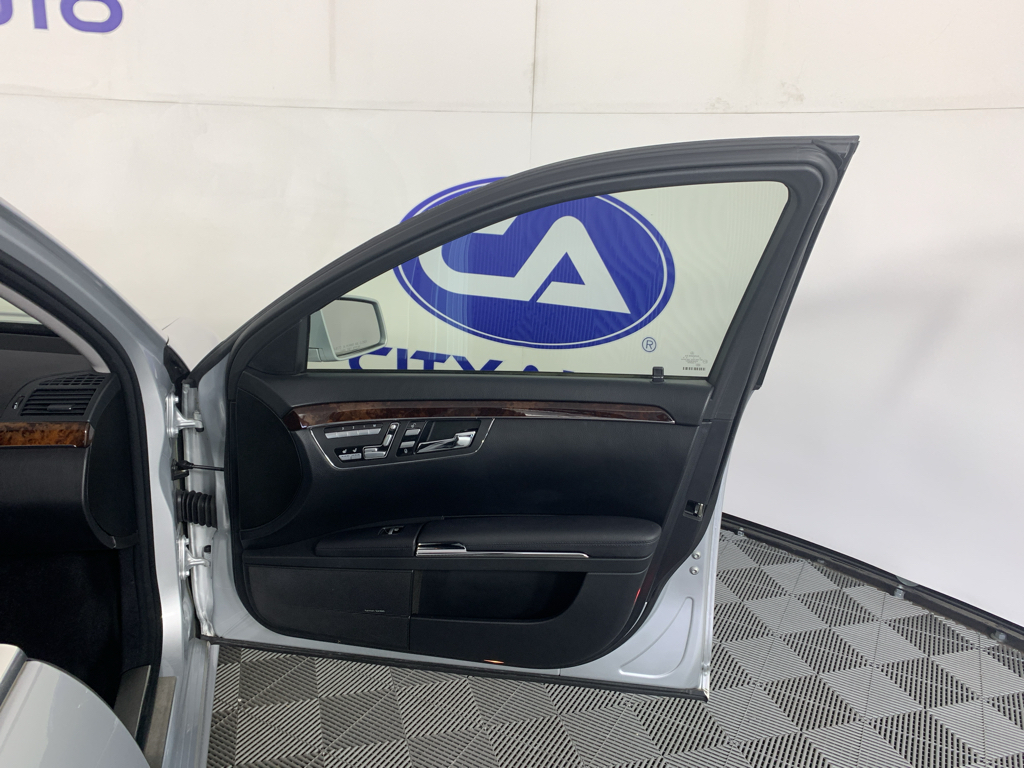 Vehicle photo 39