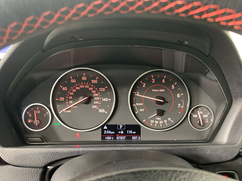 Vehicle photo 22