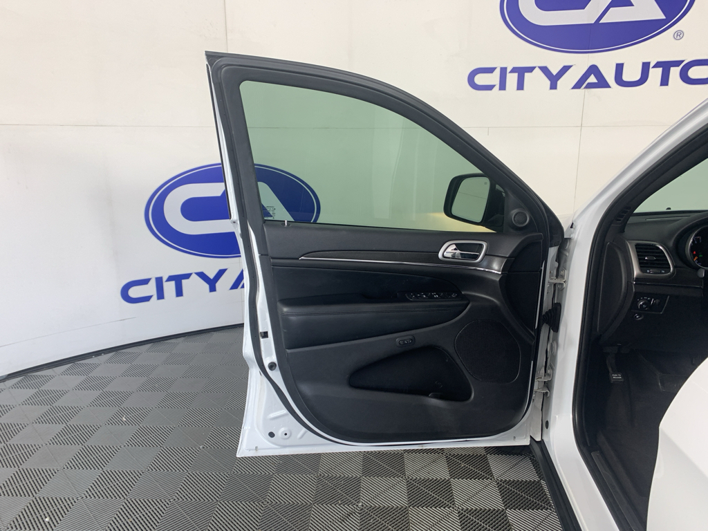 Used 2018 Jeep Grand Cherokee SUV