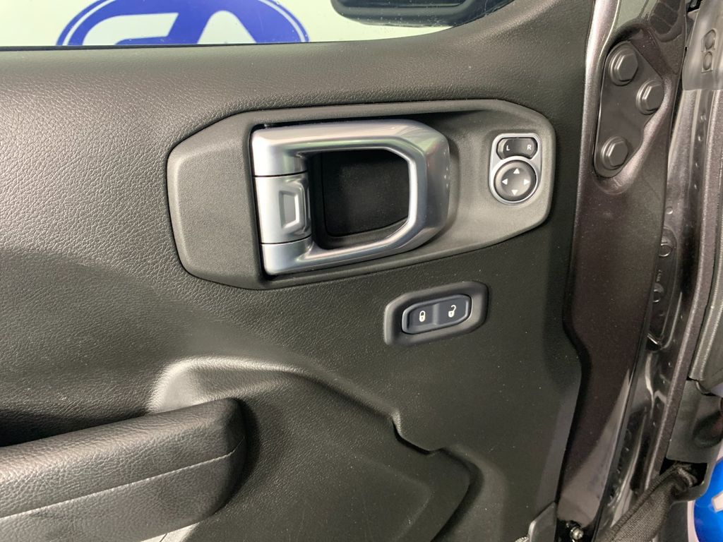 Used 2022 Jeep Wrangler SUV