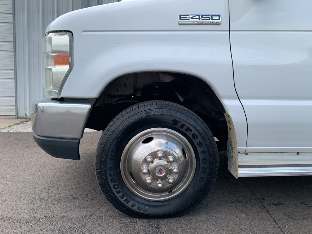 Used 2010 Ford E-450 Super Duty E-Series Truck