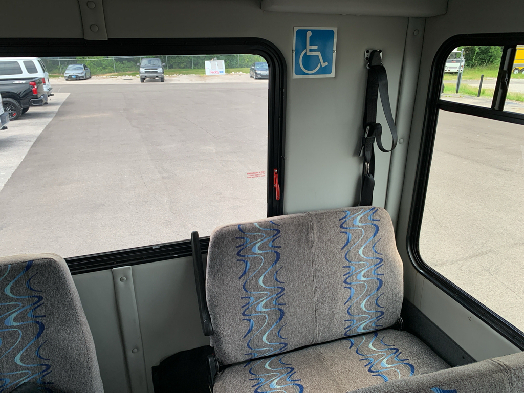 Used 2010 Ford E-450 Super Duty E-Series Truck