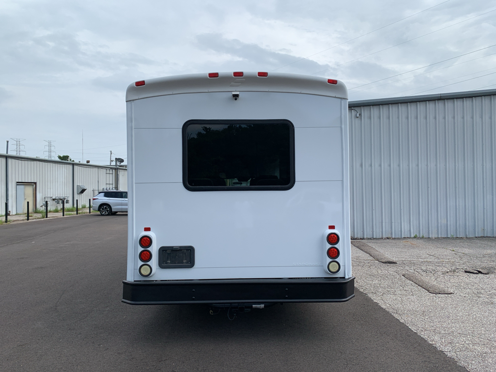 Used 2010 Ford E-450 Super Duty E-Series Truck