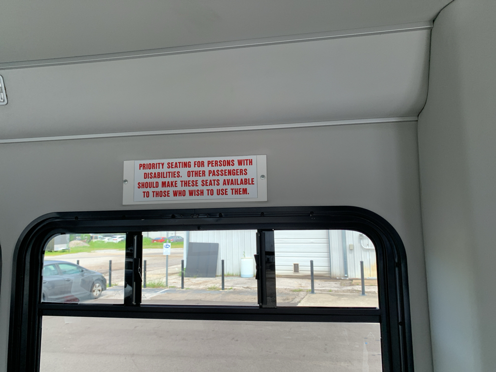 Used 2010 Ford E-450 Super Duty E-Series Truck