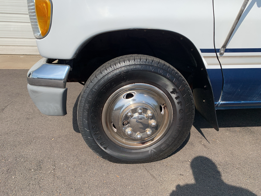 Used 1997 Ford E-450 E Series Super Duty Truck