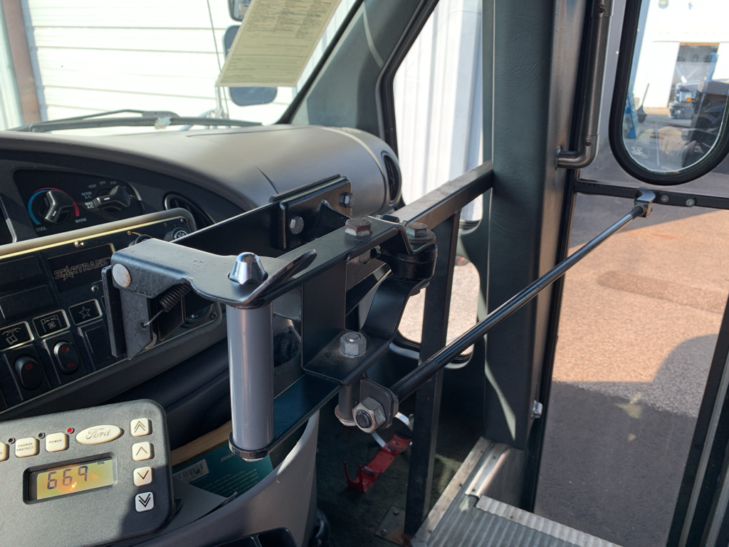 Used 1997 Ford E-450 E Series Super Duty Truck