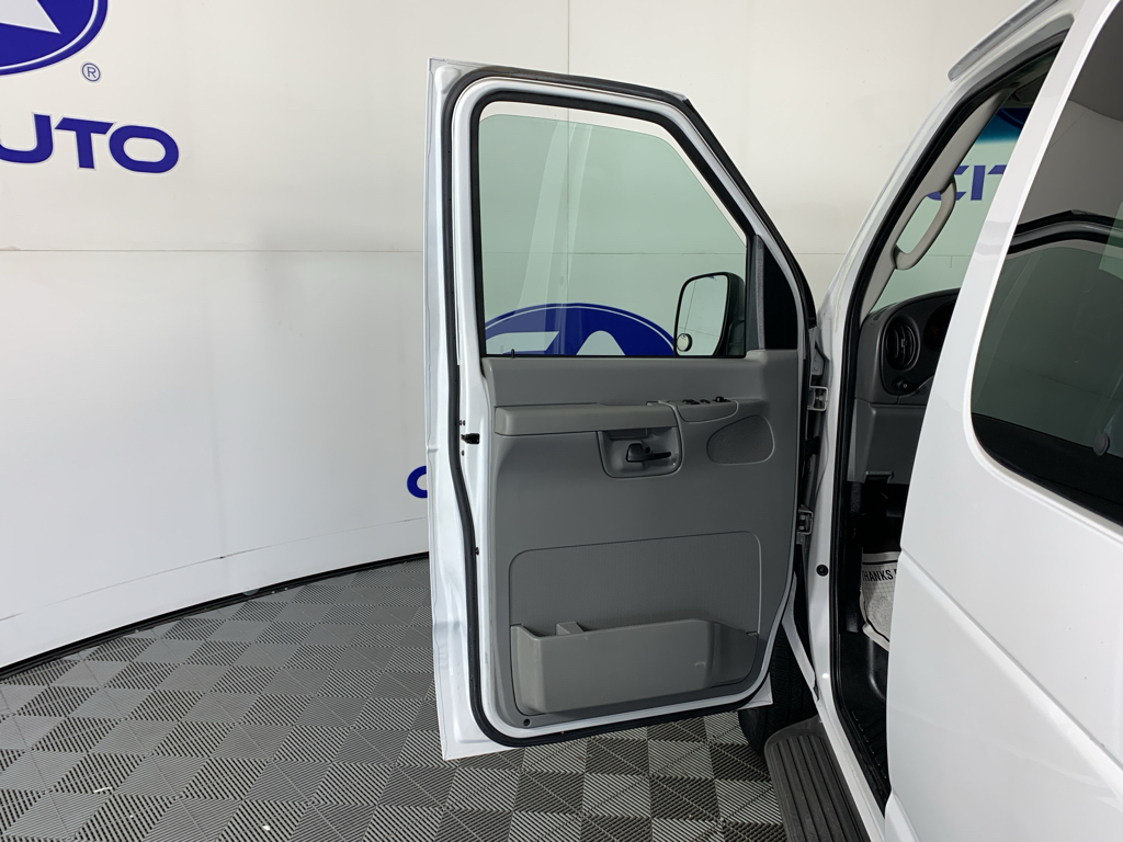 Used 2007 Ford Econoline Wagon E350 Super Duty Wagon
