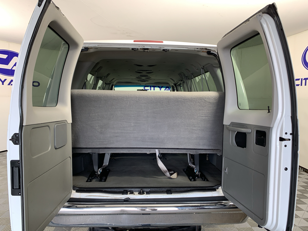 Used 2007 Ford Econoline Wagon E350 Super Duty Wagon
